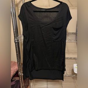 Banana Republic black short sleeve top with pocket.